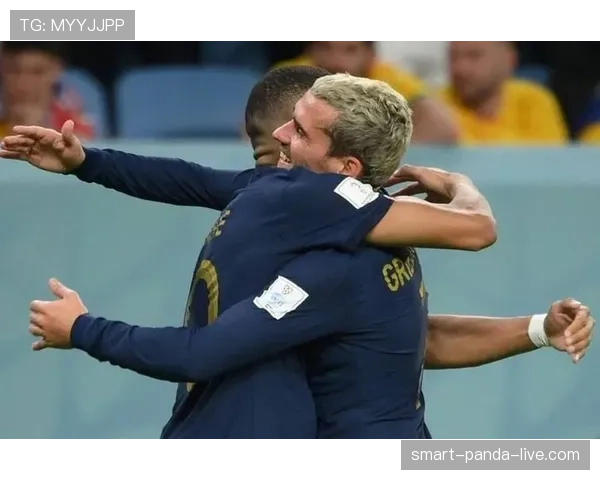 姆巴佩与格列兹曼：法国队进攻体系中的角色定位与战术适配性差异